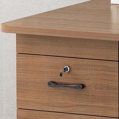 Office Desk: Executive Office Desk With Locking Drawers image 4