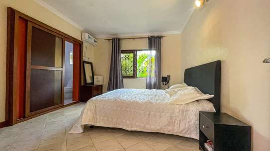 2 Bed Townhouse with En Suite in Kikambala image 3