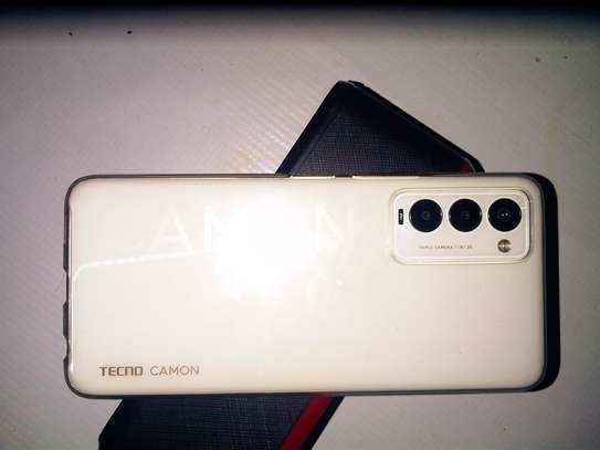 Tecno Camon 18 128 GB White image 3