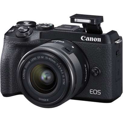 Canon EOS M200 Camera With 15-45mm Lens image 1