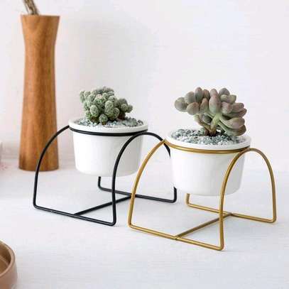 Pot stand image 1