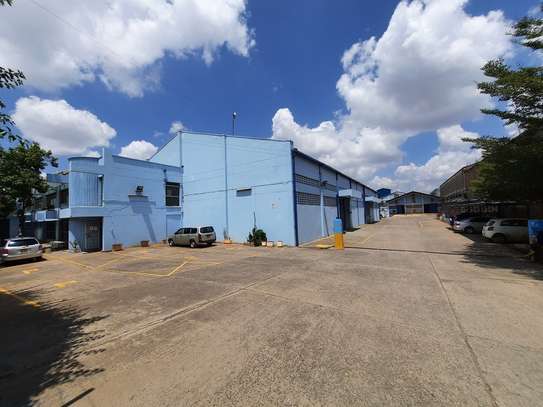 2.59 ac warehouse for sale in Industrial Area image 2