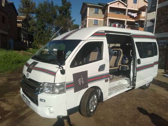 Toyota Hiace 2012 white image 15