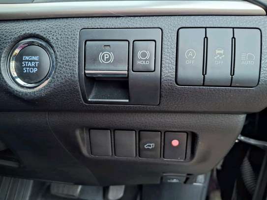 TOYOTA HARRIER PREMIUM PACKAGE 2019MODEL image 9