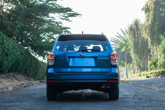 2016 Subaru Forester Blue image 5