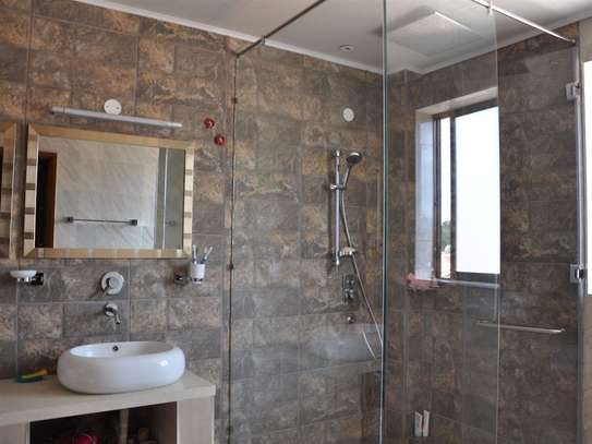 Serviced 3 Bed Apartment with En Suite in Lavington image 10