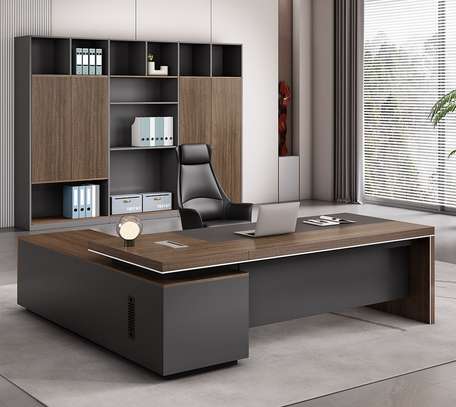 Ergonomic L-Shaped Office Desk for Executives [160cm] image 3