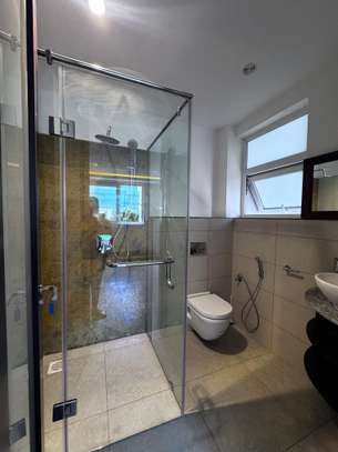 5 Bed House with En Suite in Runda image 13