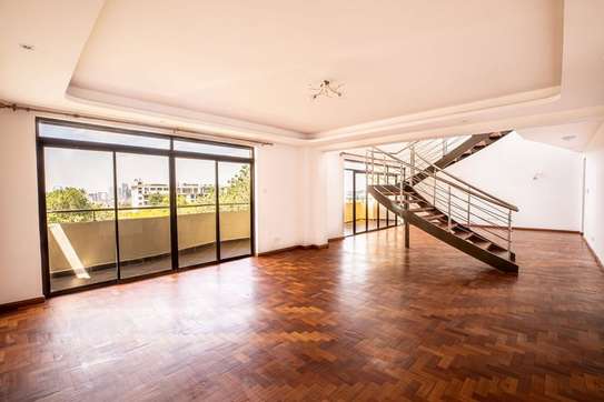 5 Bedroom Apartment-Duplex for sell In Westlands image 6
