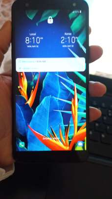 LG X4 Smart Phone image 3