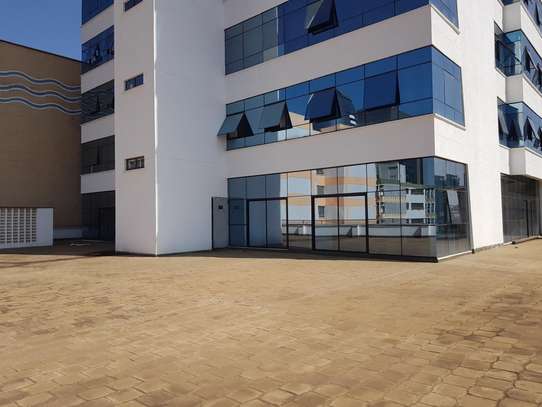 713 m² commercial property for rent in Westlands Area image 20