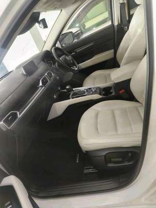 Mazda CX-5 pearl white image 2