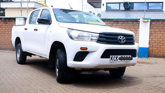 Toyota HILUX DOUBLE cab image 1