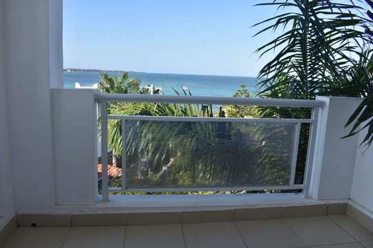 3br Beachfront apartment available for Airbnb in Nyali image 4