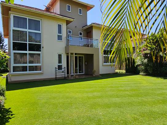 4 Bed House with En Suite at Runda Paradise image 24