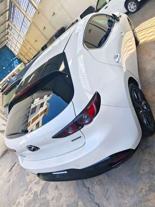MAZDA 3,2019,1800CC,(WE ACCEPT HIRE PURCHASE) image 7