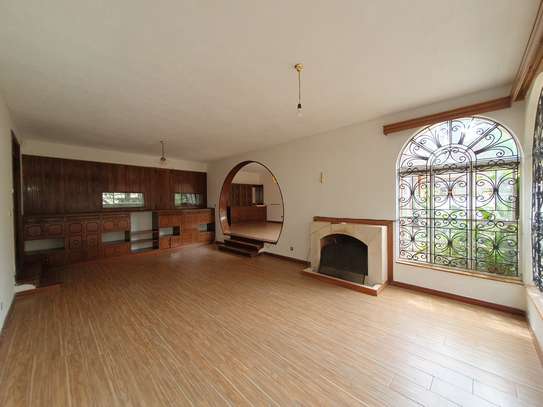 5 Bed House with En Suite in Gigiri image 42