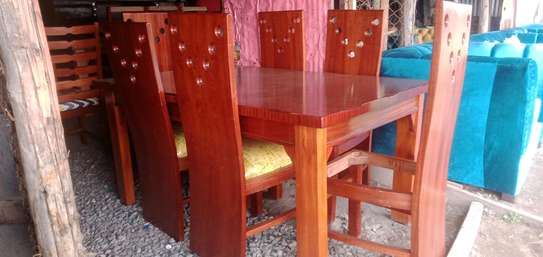 6 seatre dining table image 1