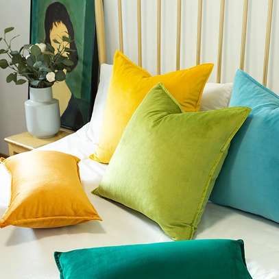 LOVELY THROW PILLOWS image 4