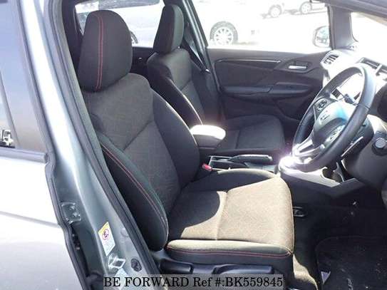 HONDA FIT HYBRID FULLY LOADED (MKOPO ACCEPTED) image 10