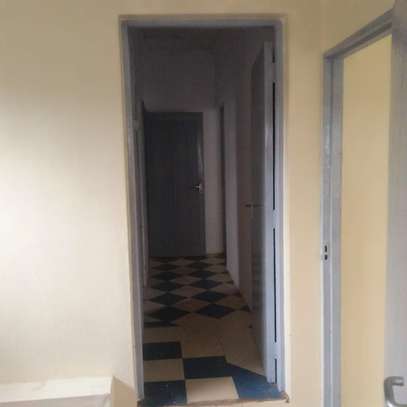 2br bungallow image 4