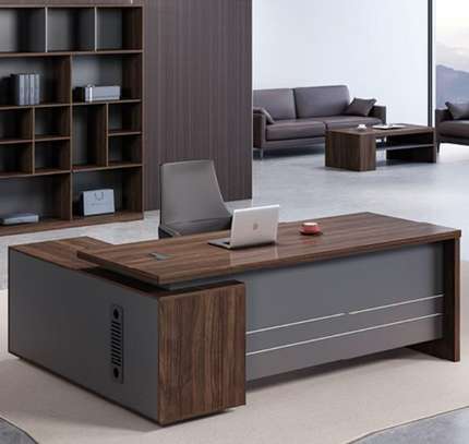 Office Desk: 1600mm Manager Staff Office Desk image 1