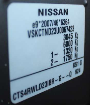 Nissan Navara 4x4 Diesel Pickup Metallic Gray image 11