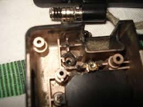 laptop  hidges   repair image 1