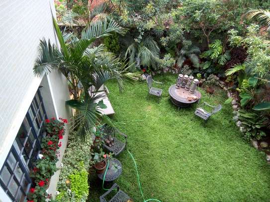 Serviced 2 Bed Apartment with En Suite at Nyari Central image 3