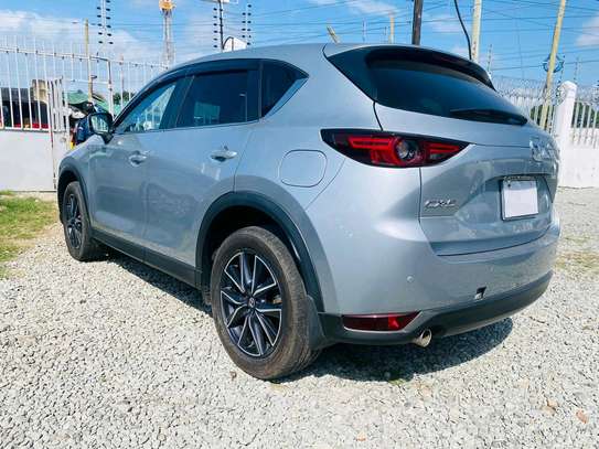Mazda x5 image 3