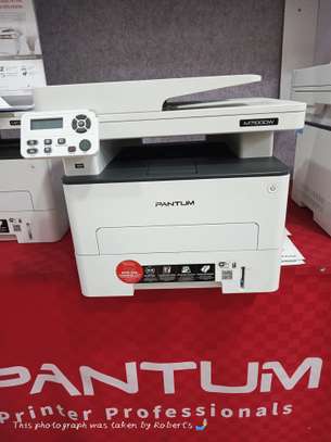 Pantum monochrome laser printer 33 ppm image 3