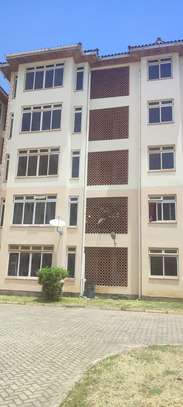 3 Bed Apartment with Aircon in Mtwapa image 3