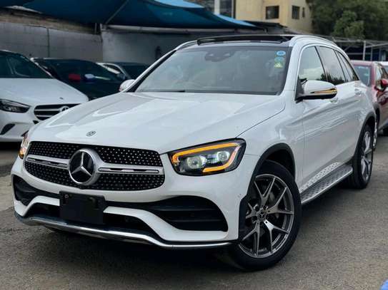 2019 Mercedes Benz GLC300 image 9