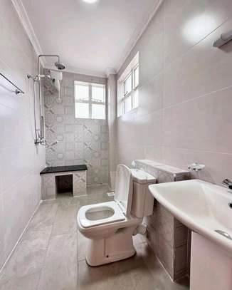 5 bedroom house plus DSQ for sale in garden estate image 3