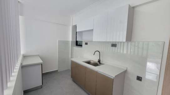 3 Bed Apartment with En Suite in Kilimani image 4
