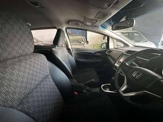 Honda Fit white 2017 image 5