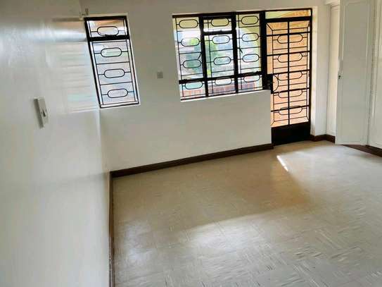 Magnificent  4 Bedrooms Mansionett with Dsq In Westlands image 11