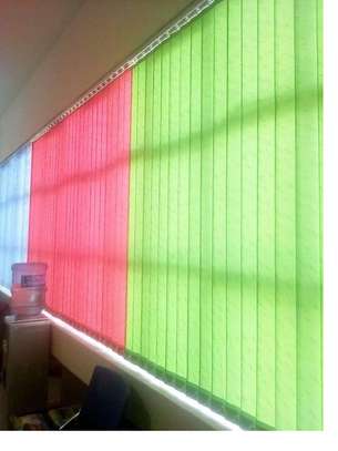 WINDOW OFFICE BLINDS image 1