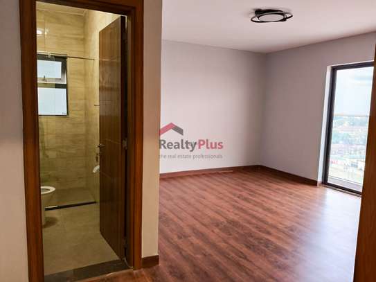4 Bed Apartment with En Suite in Kilimani image 8