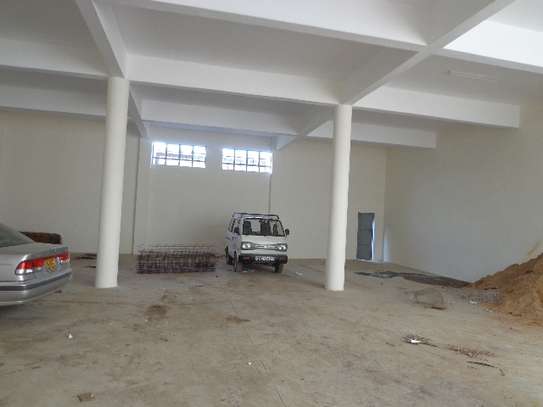 8,725 ft² Warehouse with Backup Generator in Mombasa Road image 11