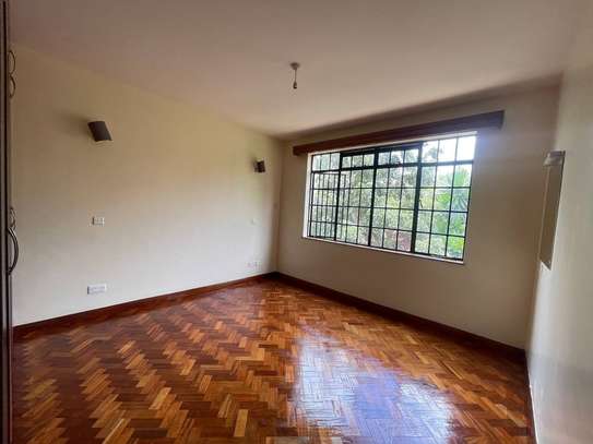 3 Bed Apartment with En Suite in Lavington image 8