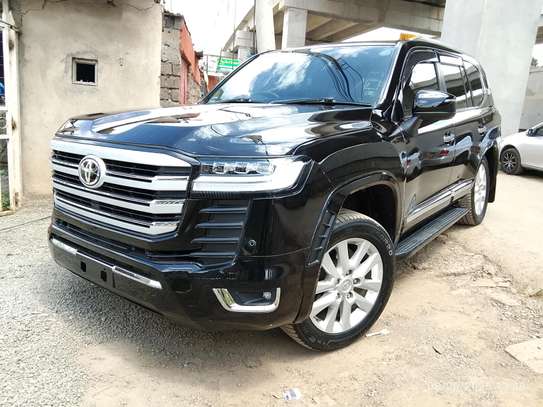 Toyota land cruiser facelift conversion image 2