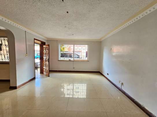 4 Bed Townhouse with En Suite in Kileleshwa image 25