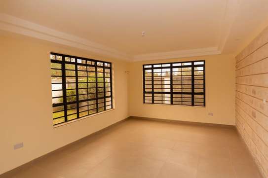5 Bed House with En Suite at Kitengela image 11
