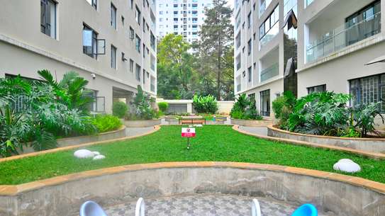 4 Bed Apartment with En Suite in Kilimani image 3