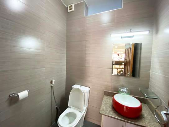 4 Bed Apartment with En Suite at Suswa Road image 12