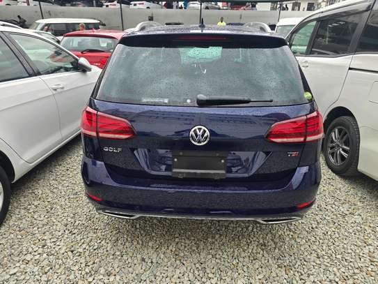 Volkswagen golf variant image 10