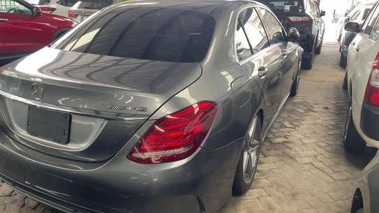 Mercedes benz c200 Amg 2019model image 3