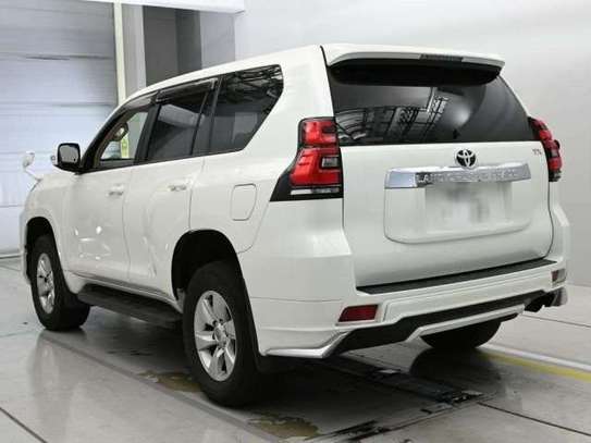2020 TOYOTA LAND CRUISER PRADO TX 4WD image 3