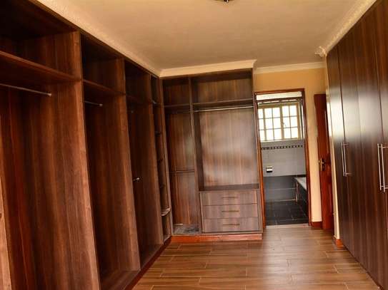 5 Bed Townhouse  in Syokimau image 8